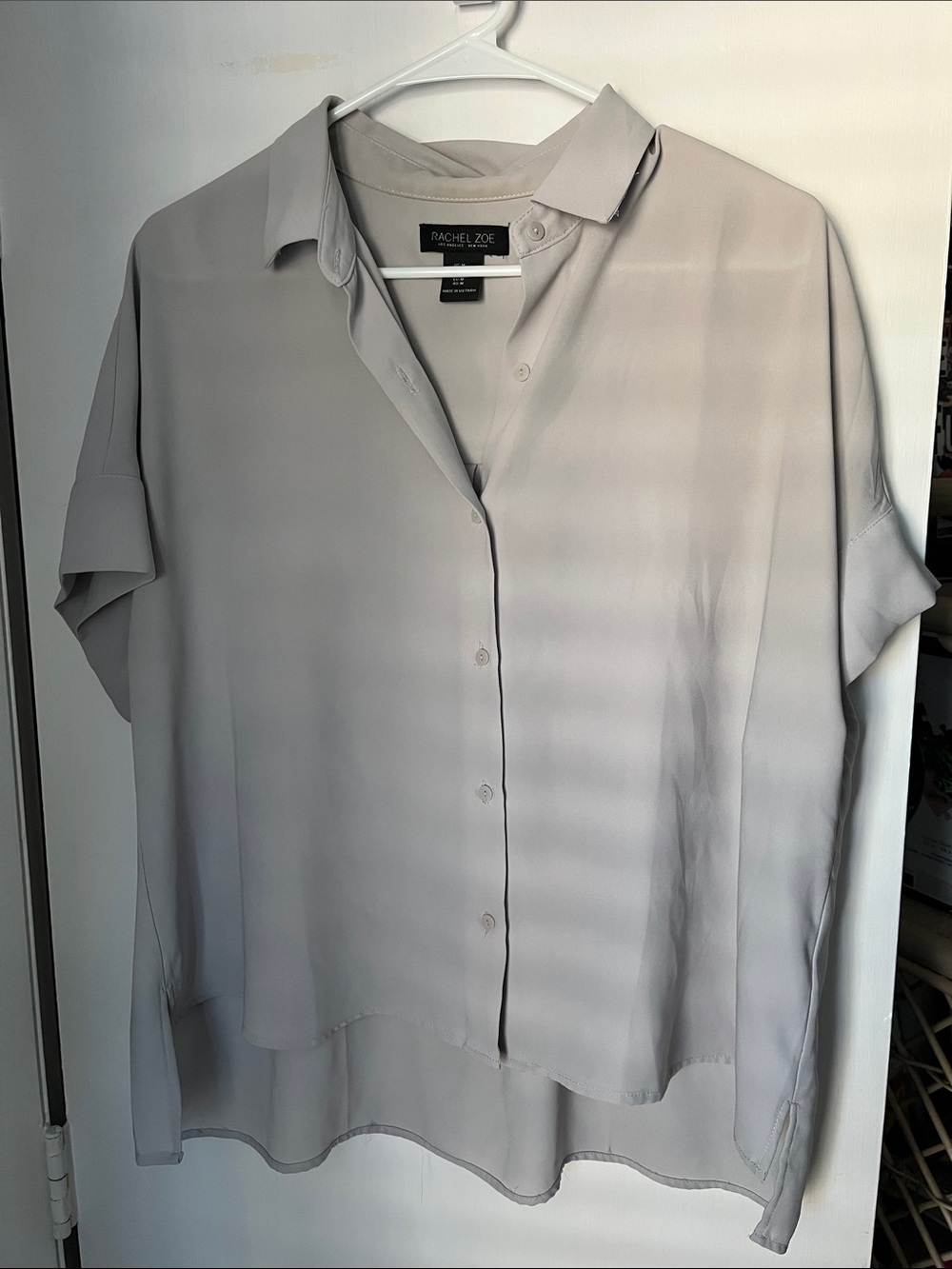 Rachel Zoe Light Gray Short-Sleeve Relaxed Button-Down Shirt